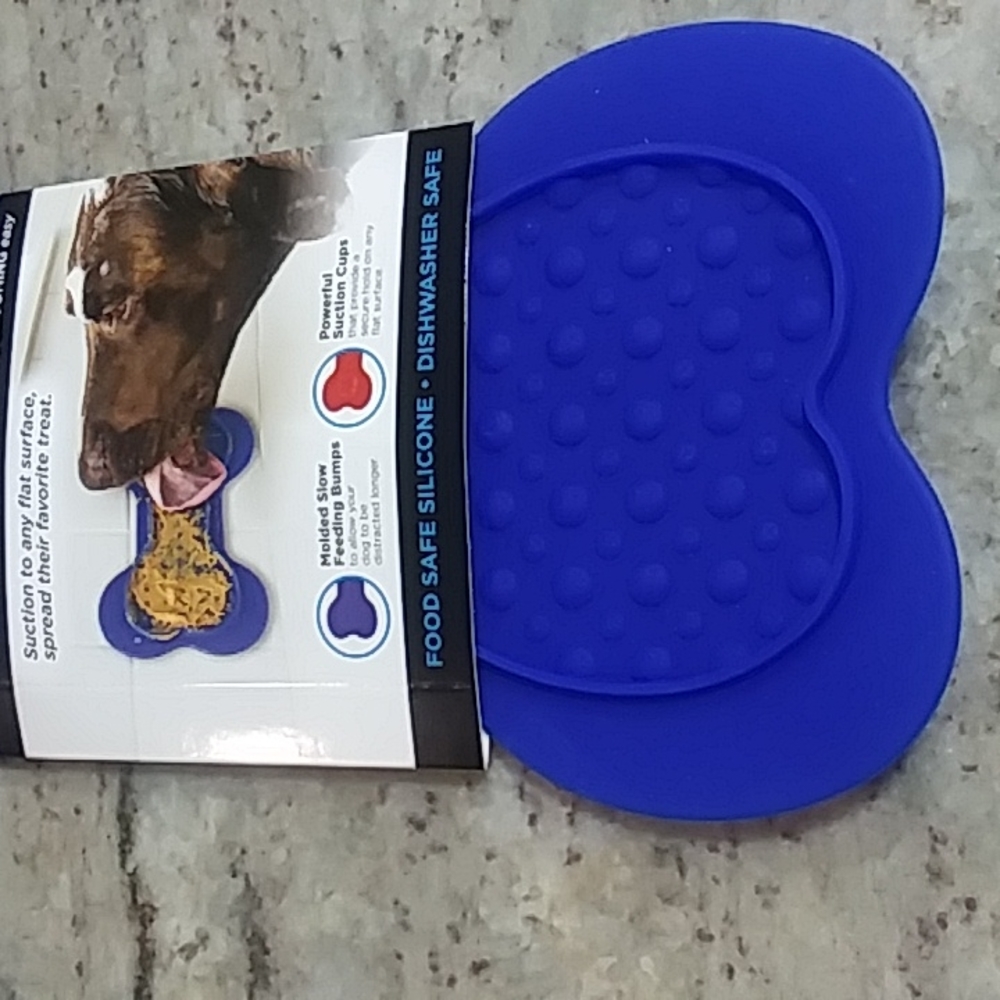 K9 Bath Buddy distracting lick pad
